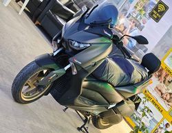 kiralik-yamaha-xmax-motor